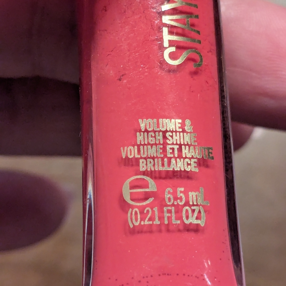 2 Rimmel London Stay Plumped 501 Raspberry Sundae Lip Gloss - Picture 4 of 6